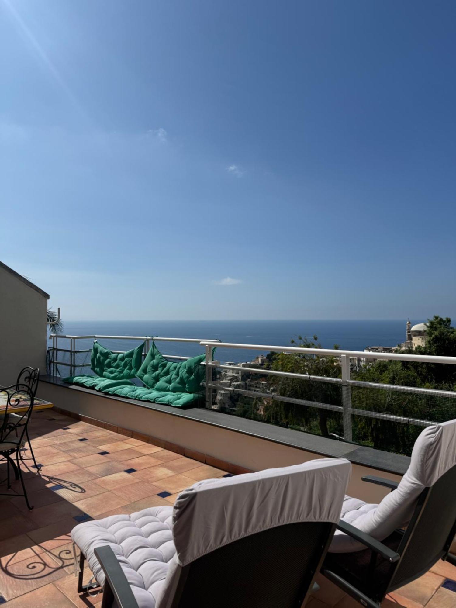 Venus Apartment Positano Buitenkant foto