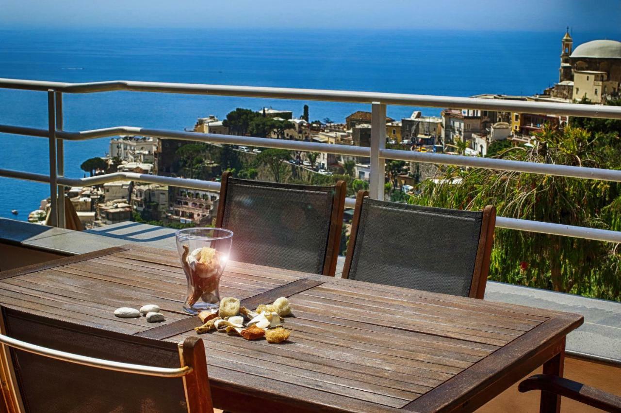 Venus Apartment Positano Buitenkant foto