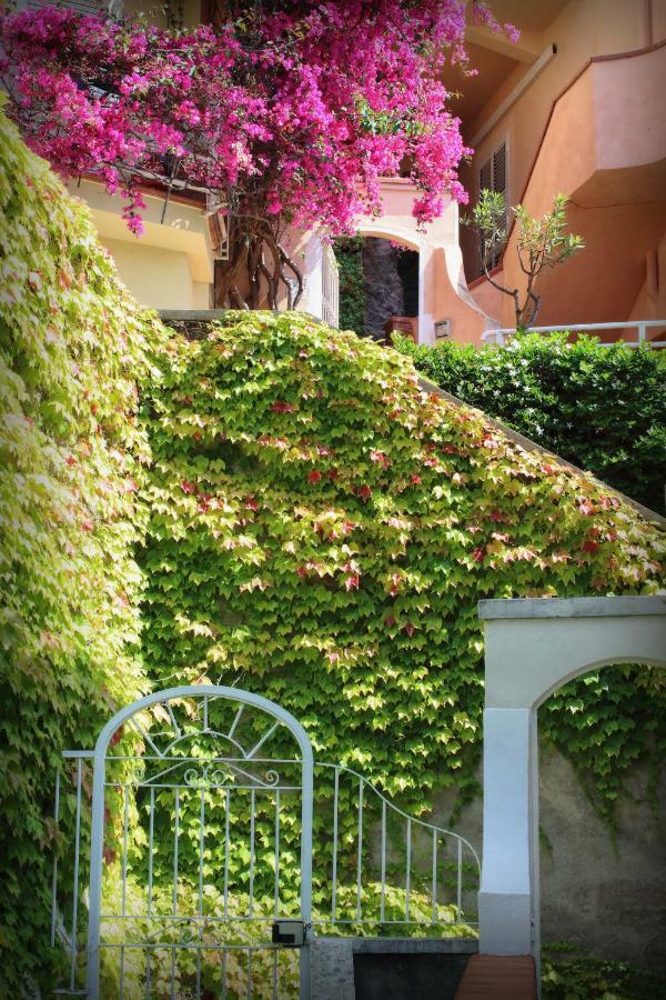Venus Apartment Positano Buitenkant foto