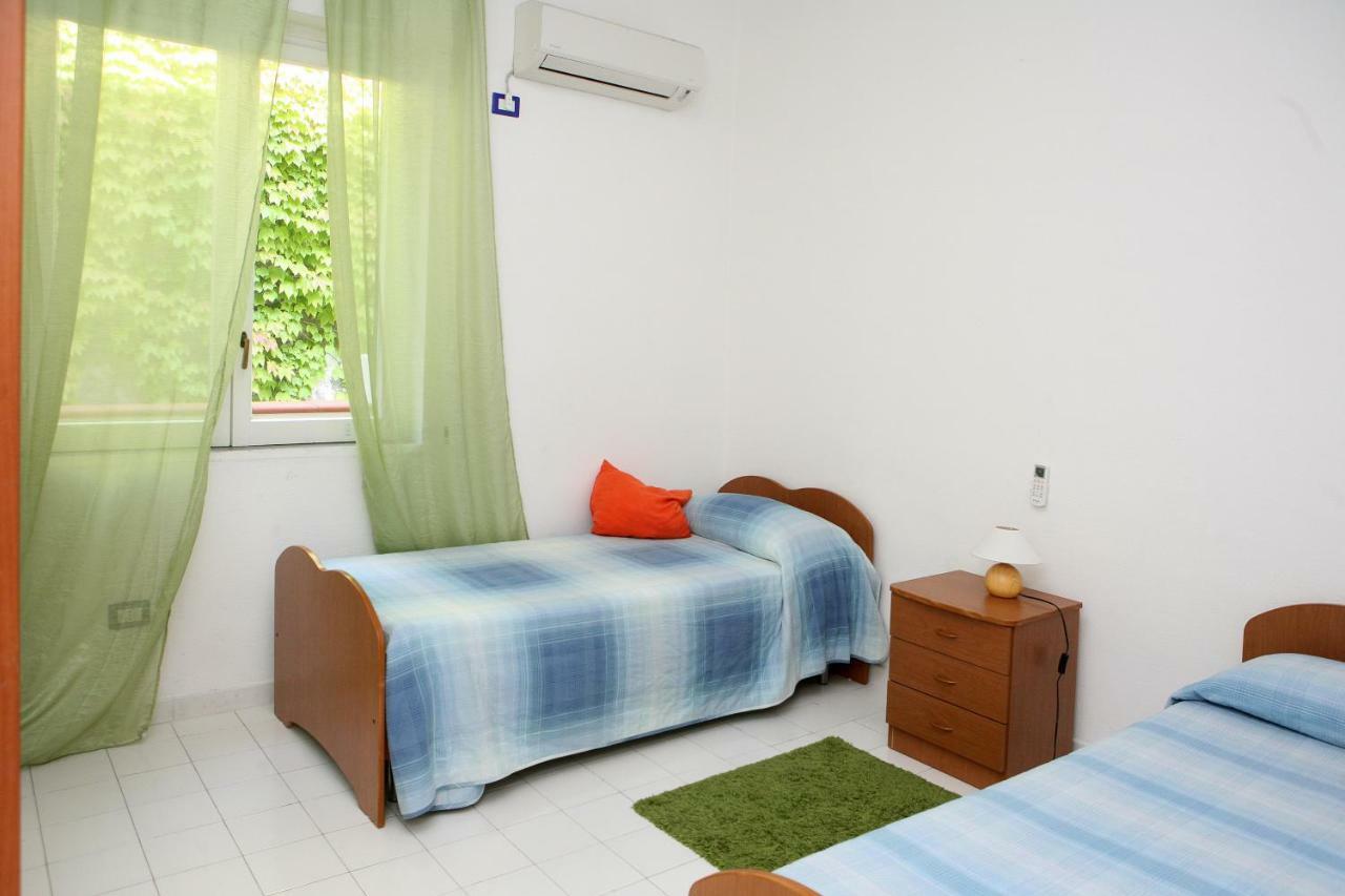 Venus Apartment Positano Buitenkant foto